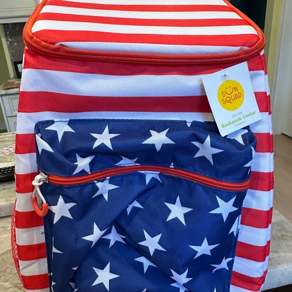 Sun Squad Patriotic Backpack Cooler - Picture 1 of 5